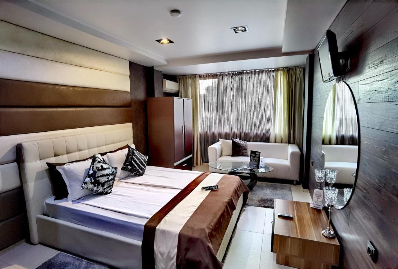 Hotel Acktion Shumen Esterno foto
