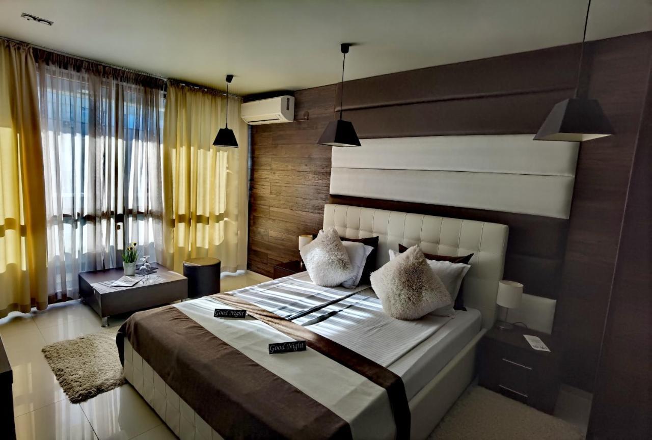Hotel Acktion Shumen Esterno foto