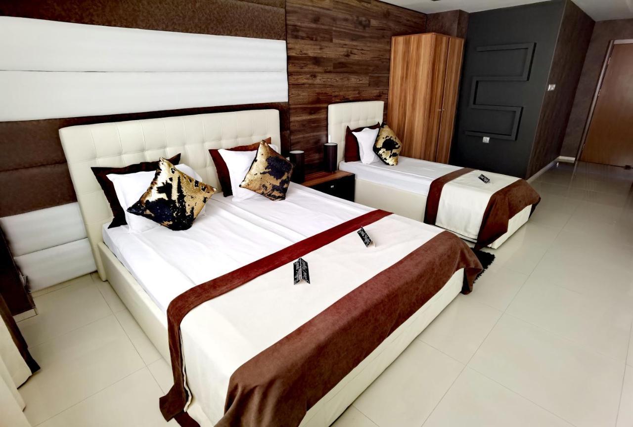 Hotel Acktion Shumen Esterno foto